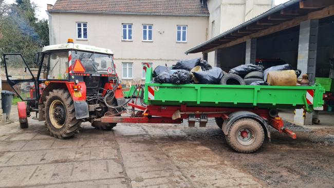 Velký jarní úklid obce Mutějovice
